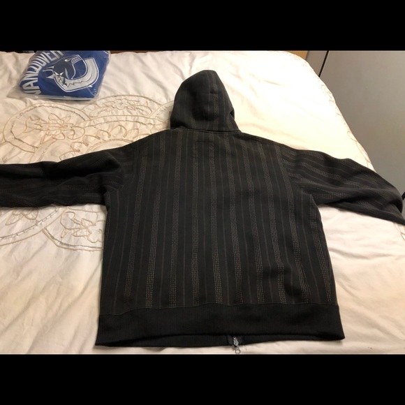 Hoody - Picture 3 of 3